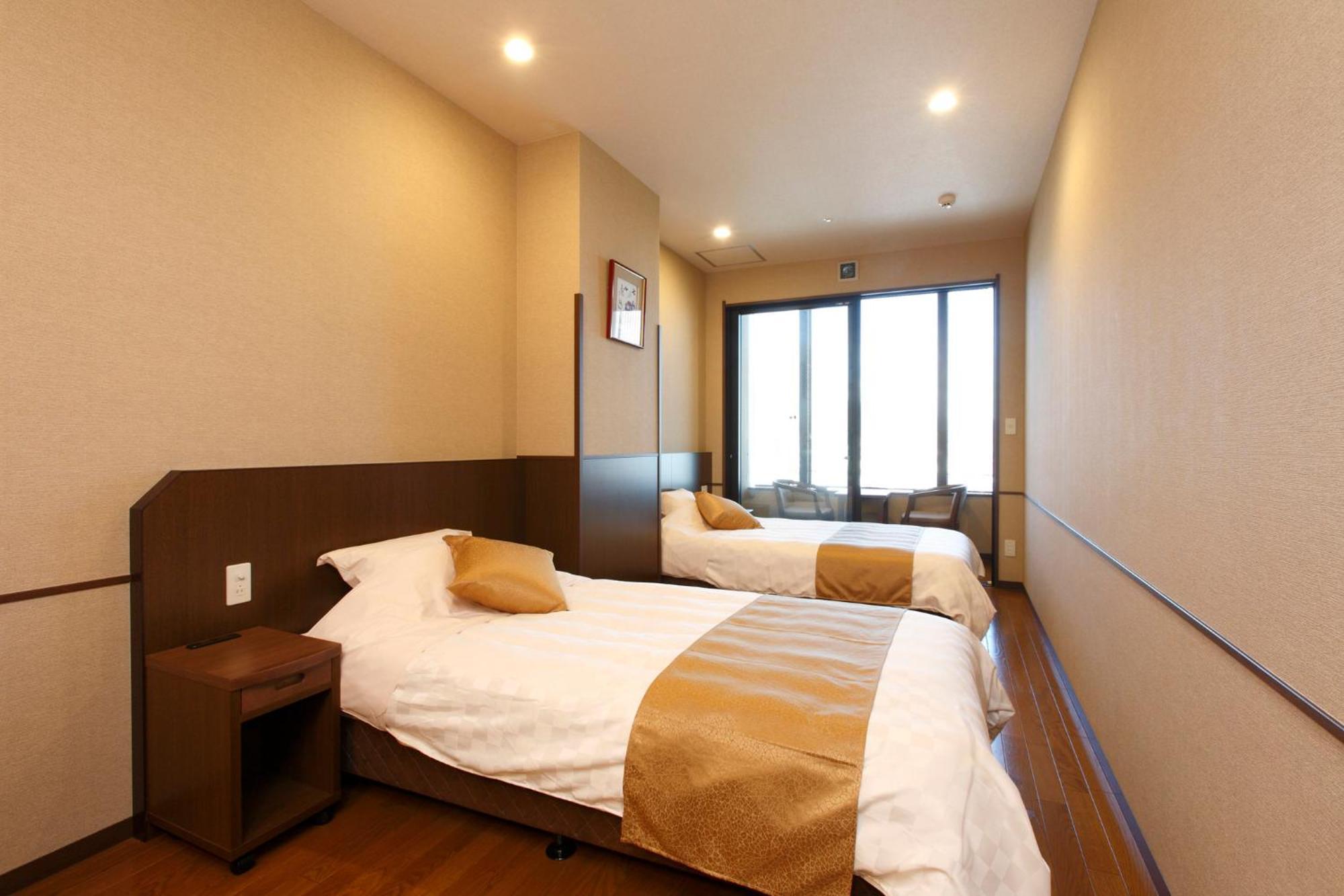 Готель Kobe Harbor Land Onsen Manyo-Club Екстер'єр фото